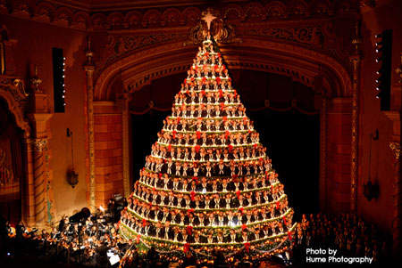 Singing Christmas Tree - Muskegon, MI