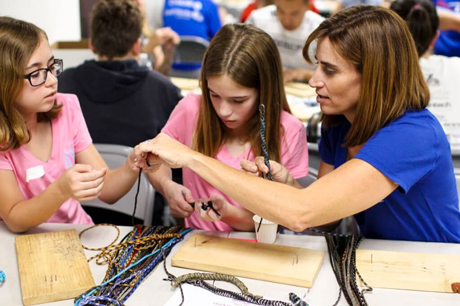 Operation Gratitude: Paracord Bracelets