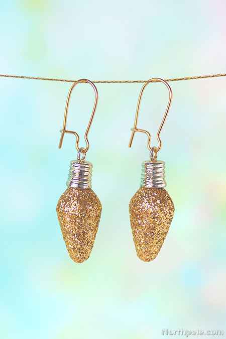 Effortless Christmas Light Earrings: 3 Ways Effortless Christmas Light Earrings: 3 Ways