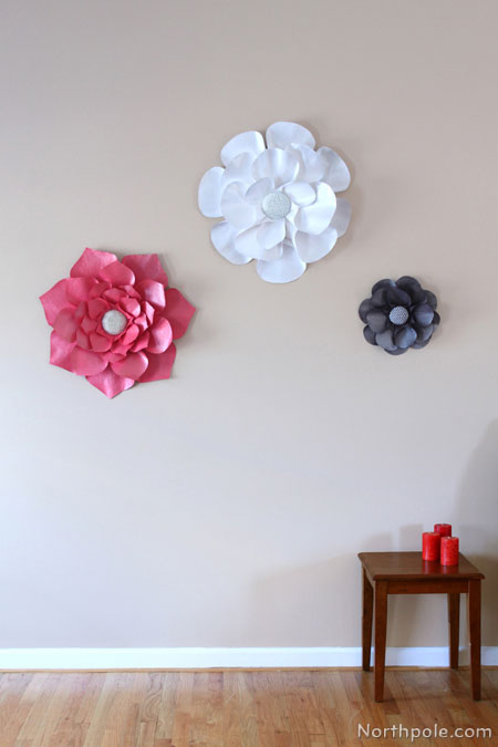Jumbo Glitter Flowers for Your Holiday Parties