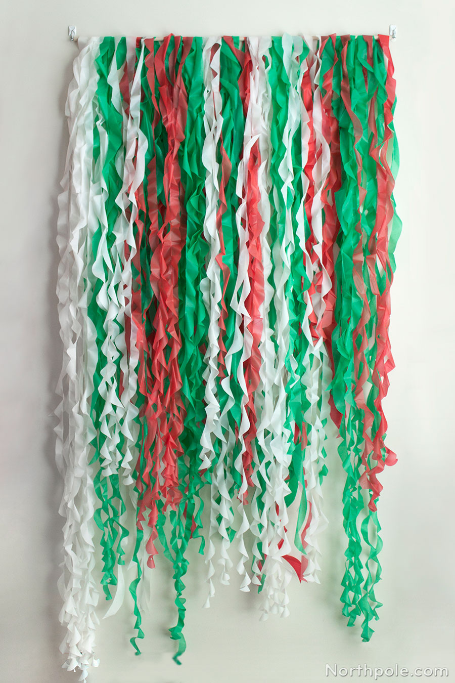 Ruffled Photo Booth Backdrop DIY Ruffled Photo Booth Backdrop for Christmas Parties