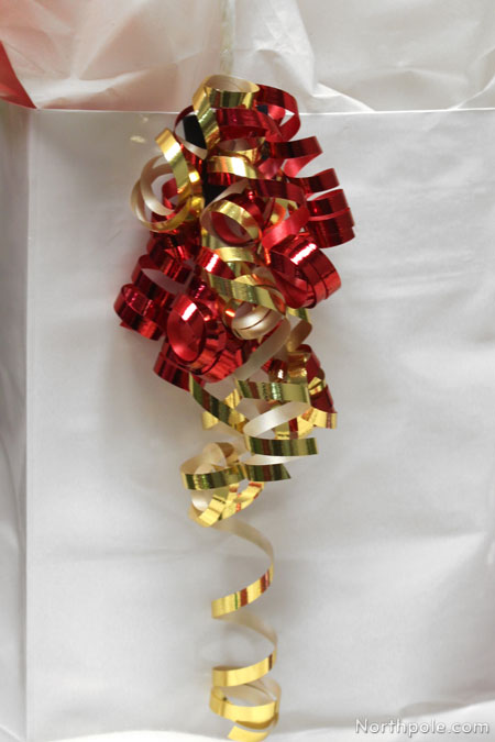 DIY Curly Ribbon attached to a gift bag